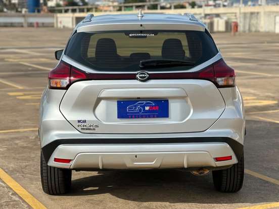NISSAN-KICKS PLAY-2025