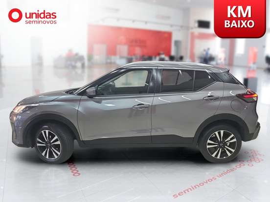 NISSAN-KICKS PLAY-2025