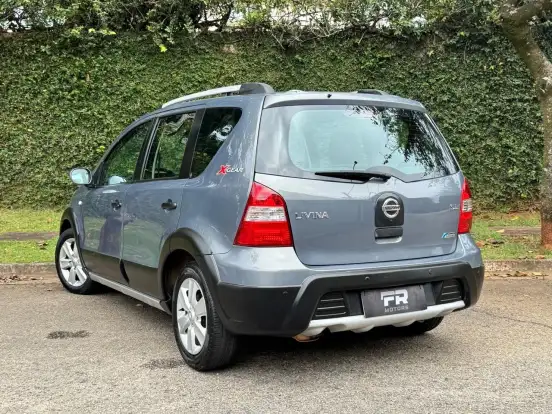 NISSAN-LIVINA-1.8 SL X-GEAR 16V FLEX 4P AUTOMÁTICO NISSAN-LIVINA-2012