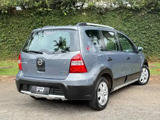 NISSAN-LIVINA-1.8 SL X-GEAR 16V FLEX 4P AUTOMÁTICO NISSAN-LIVINA-2012