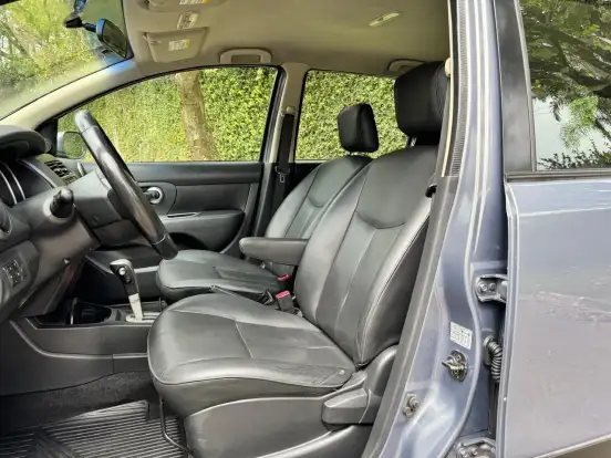 NISSAN-LIVINA-1.8 SL X-GEAR 16V FLEX 4P AUTOMÁTICO NISSAN-LIVINA-2012