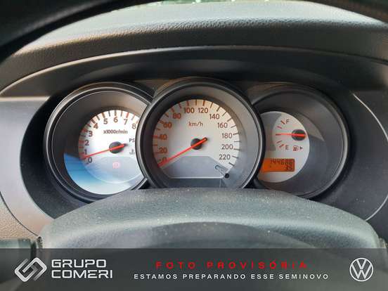 NISSAN-LIVINA-1.8 S 16V FLEX 4P AUTOMÁTICO NISSAN-LIVINA-2012