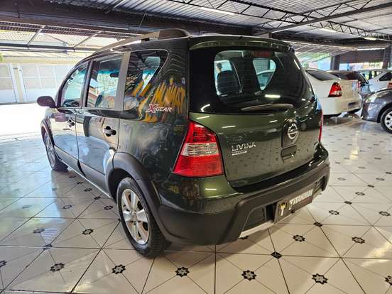 NISSAN-LIVINA-1.8 SL X-GEAR 16V FLEX 4P AUTOMÁTICO NISSAN-LIVINA-2012