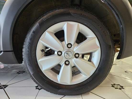 NISSAN-LIVINA-1.8 SL X-GEAR 16V FLEX 4P AUTOMÁTICO NISSAN-LIVINA-2012