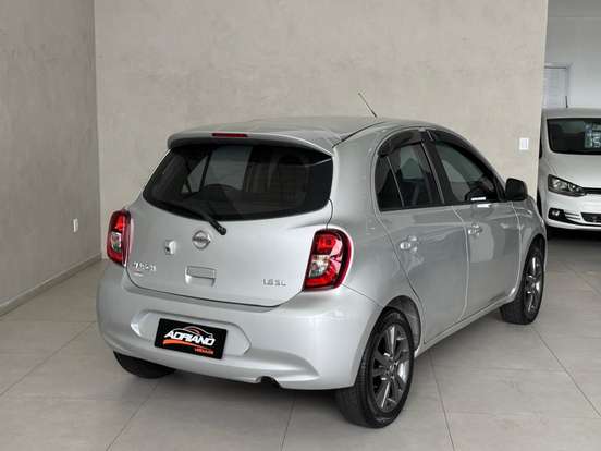 NISSAN-MARCH-1.6 SL 16V FLEX 4P XTRONIC NISSAN-MARCH-2018
