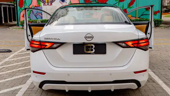 NISSAN-SENTRA-2024