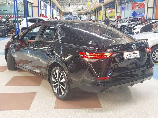 NISSAN-SENTRA-2023