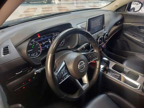 NISSAN-SENTRA-2023