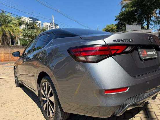 NISSAN-SENTRA-2023