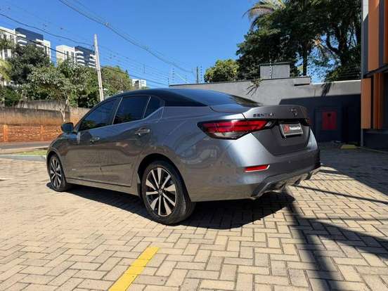 NISSAN-SENTRA-2023
