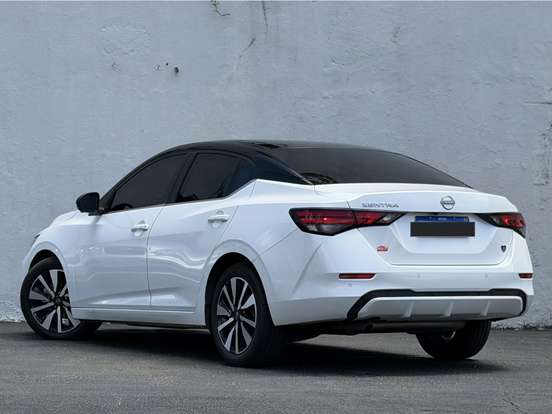 NISSAN-SENTRA-2024