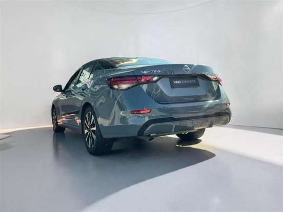 NISSAN-SENTRA-2025