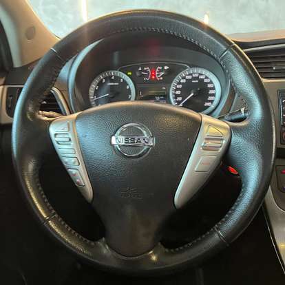 NISSAN-SENTRA-2014
