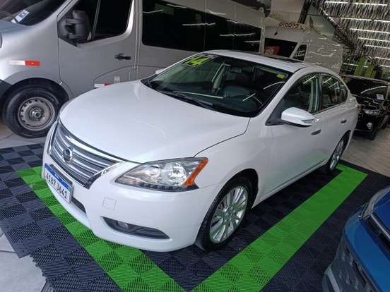 NISSAN-SENTRA-2013