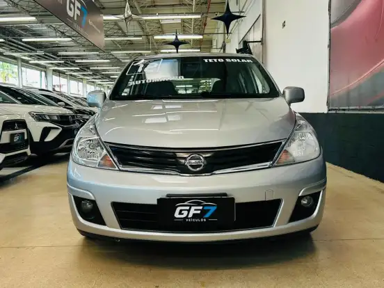 NISSAN-TIIDA-2011
