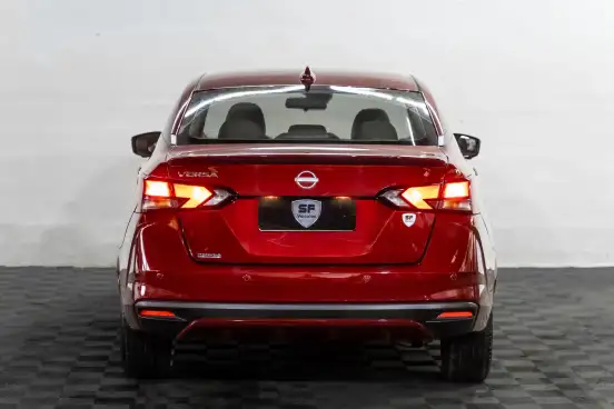 NISSAN-VERSA-2023