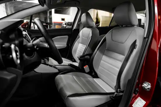 NISSAN-VERSA-2023