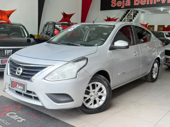 NISSAN-VERSA-1.6 16V FLEX SV 4P XTRONIC NISSAN-VERSA-2017