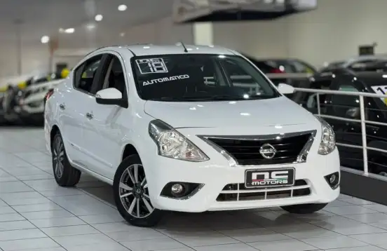 NISSAN-VERSA-2018