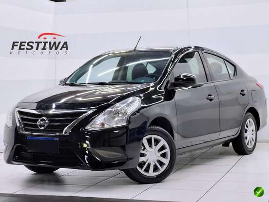 NISSAN-VERSA-2017