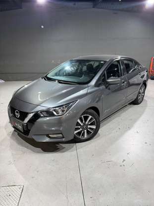 NISSAN-VERSA-2021