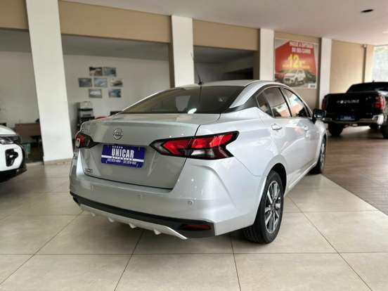 NISSAN-VERSA-2024