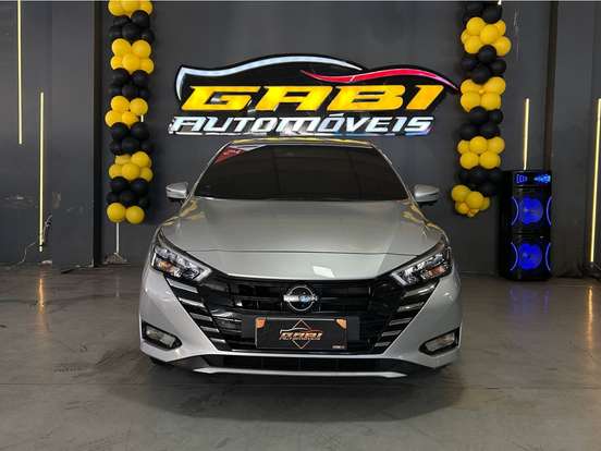NISSAN-VERSA-2023