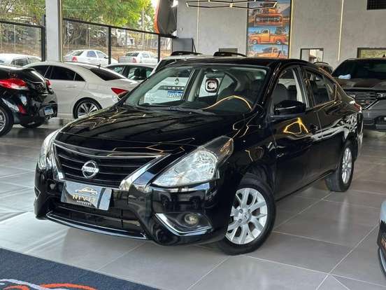 NISSAN-VERSA-2015