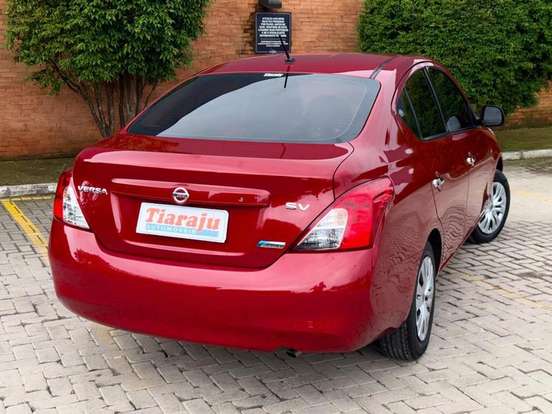 NISSAN-VERSA-1.6 16V FLEX SV 4P MANUAL NISSAN-VERSA-2013
