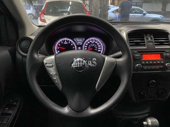 NISSAN-VERSA-2018