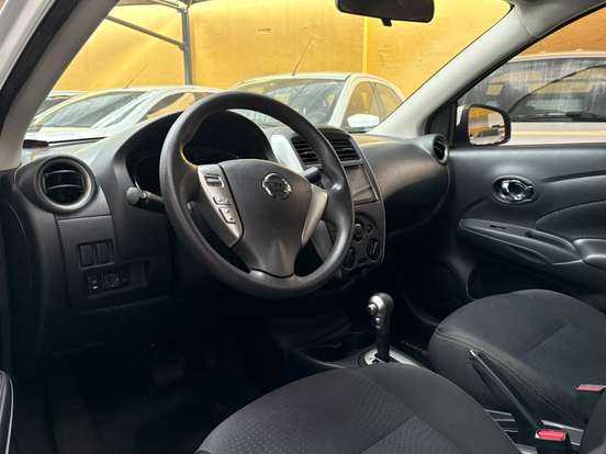 NISSAN-VERSA-1.6 16V FLEXSTART SV 4P XTRONIC NISSAN-VERSA-2018