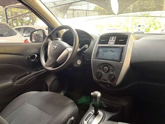 NISSAN-VERSA-2018