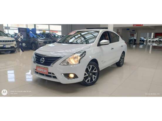 NISSAN-VERSA-2015