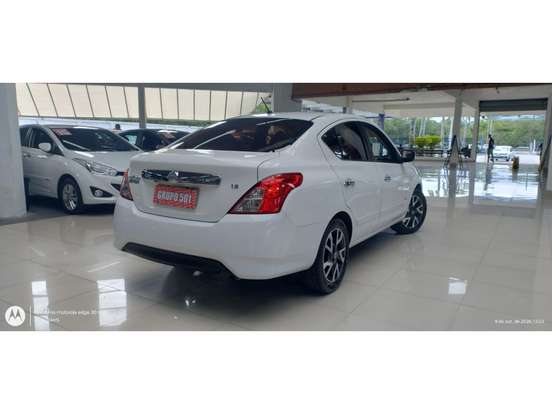 NISSAN-VERSA-2015