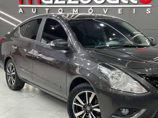 NISSAN-VERSA-1.6 16V FLEXSTART UNIQUE 4P XTRONIC NISSAN-VERSA-2017