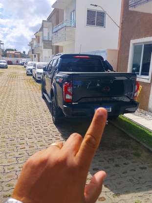NISSAN-FRONTIER-2024