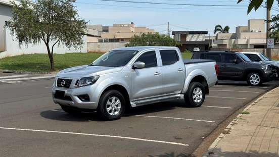 NISSAN-FRONTIER-2020