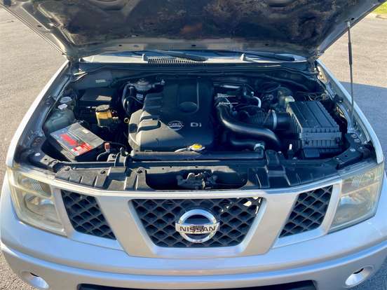 NISSAN-FRONTIER-2010