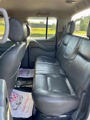 NISSAN-FRONTIER-2010