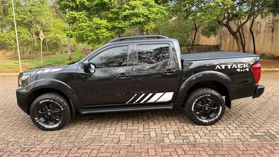 NISSAN-FRONTIER-2022