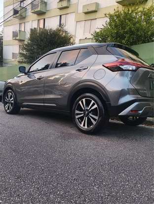 NISSAN-KICKS-2023