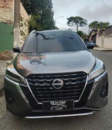 NISSAN-KICKS-2023