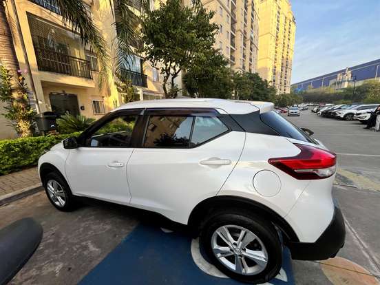 NISSAN-KICKS-2018