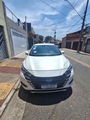 NISSAN-VERSA-2024