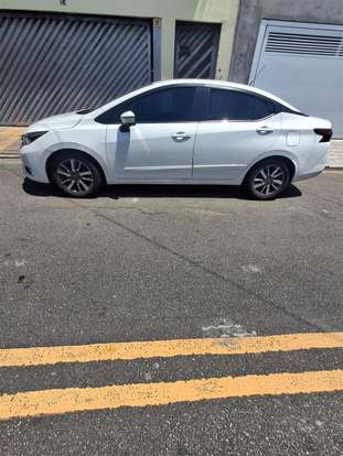 NISSAN-VERSA-2024