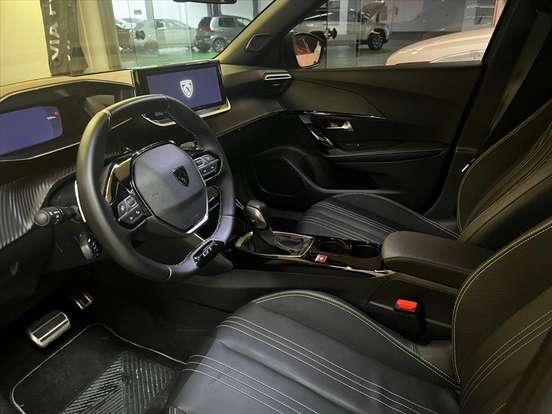 PEUGEOT-2008-1.0 TURBO 200 FLEX ACTIVE CVT PEUGEOT-2008-2024