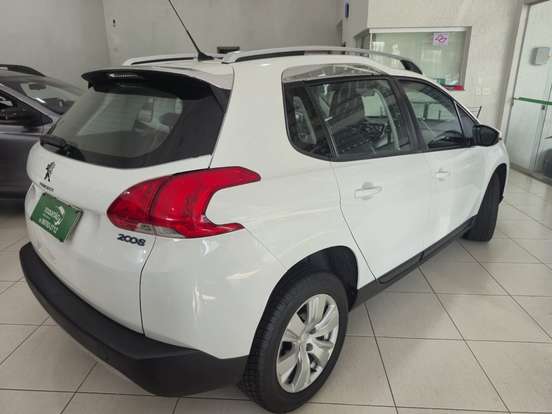 PEUGEOT-2008-2015