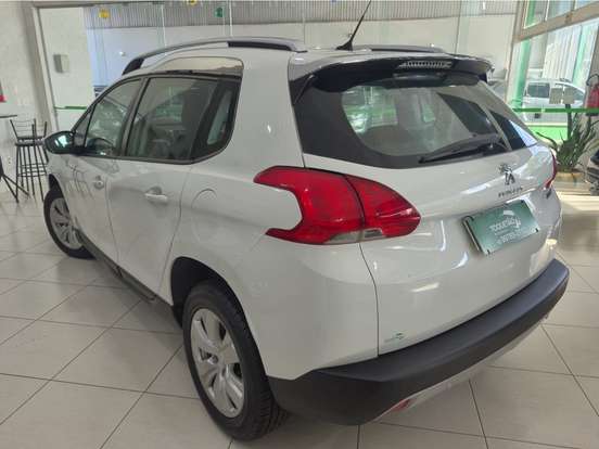PEUGEOT-2008-2015