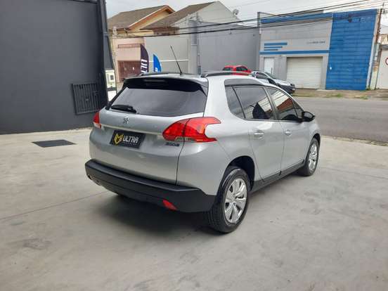 PEUGEOT-2008-2016