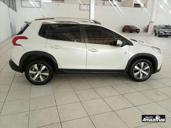 PEUGEOT-2008-2018